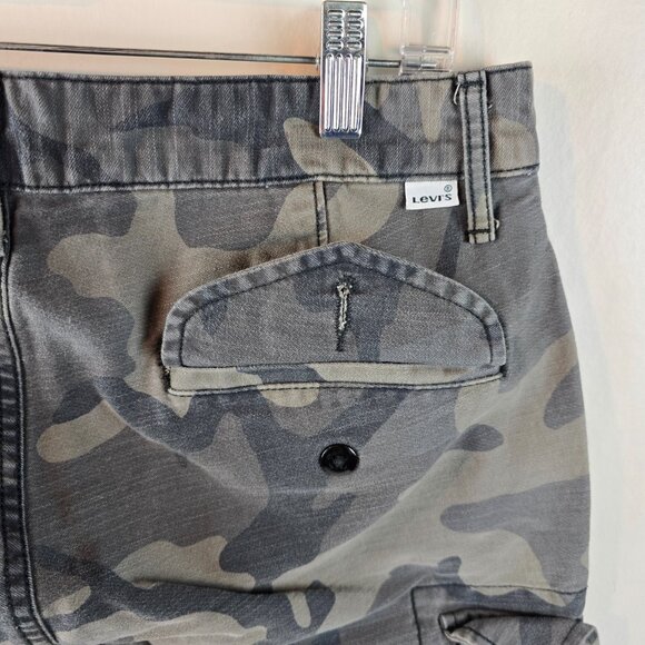 Levis Cargo Shorts Mens 30 Green Camo Cotton Utility Pockets Outdoor Ripstop - Picture 6 of 11